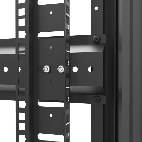 En kit - Baie de brassage 31U 600x600x1585mm (LxPxH) 500kg, Porte avant en verre / Porte arrière panneau plein, Sans panneaux latéraux